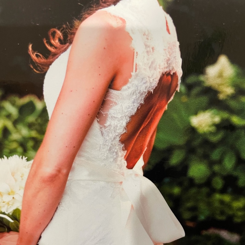Gorgeous Wedding dress-2 in 1!